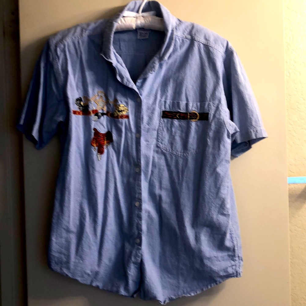 I.A.G. Western motif button down top EUC light blue